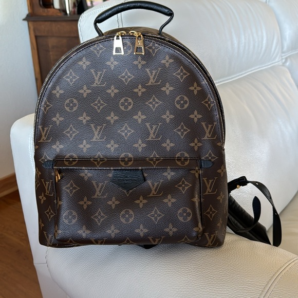 NEW MODEL! Full inclusion! LV Palm Springs Backpack! - Picture 13 of 17